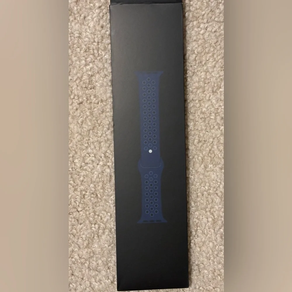 Nike Sport Band- Apple Watch 45MM, Size M/L, Mystic Navy - Picture 2 of 3